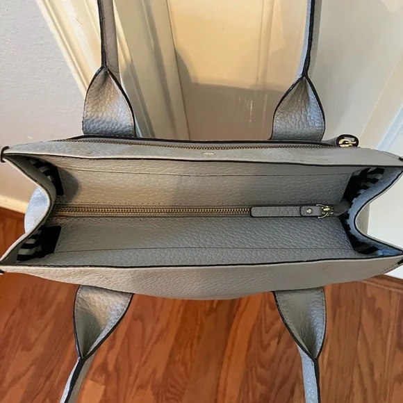 Kate Spade Tote - Picture 4 of 4